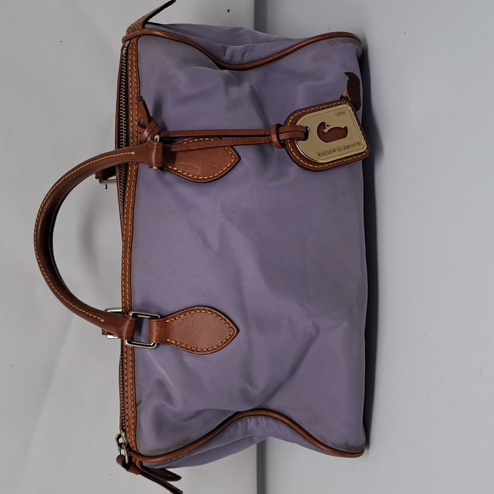 (1100) Vintage Dooney & Bourke Genuine Leather Nylon Hand Bag Purse